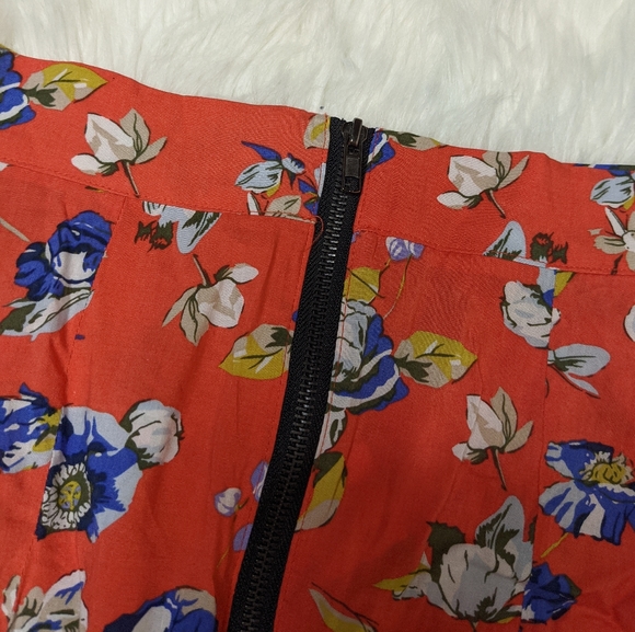 LF Millau Floral Flowy Zip Front Flare Skirt J2 - Picture 2 of 5